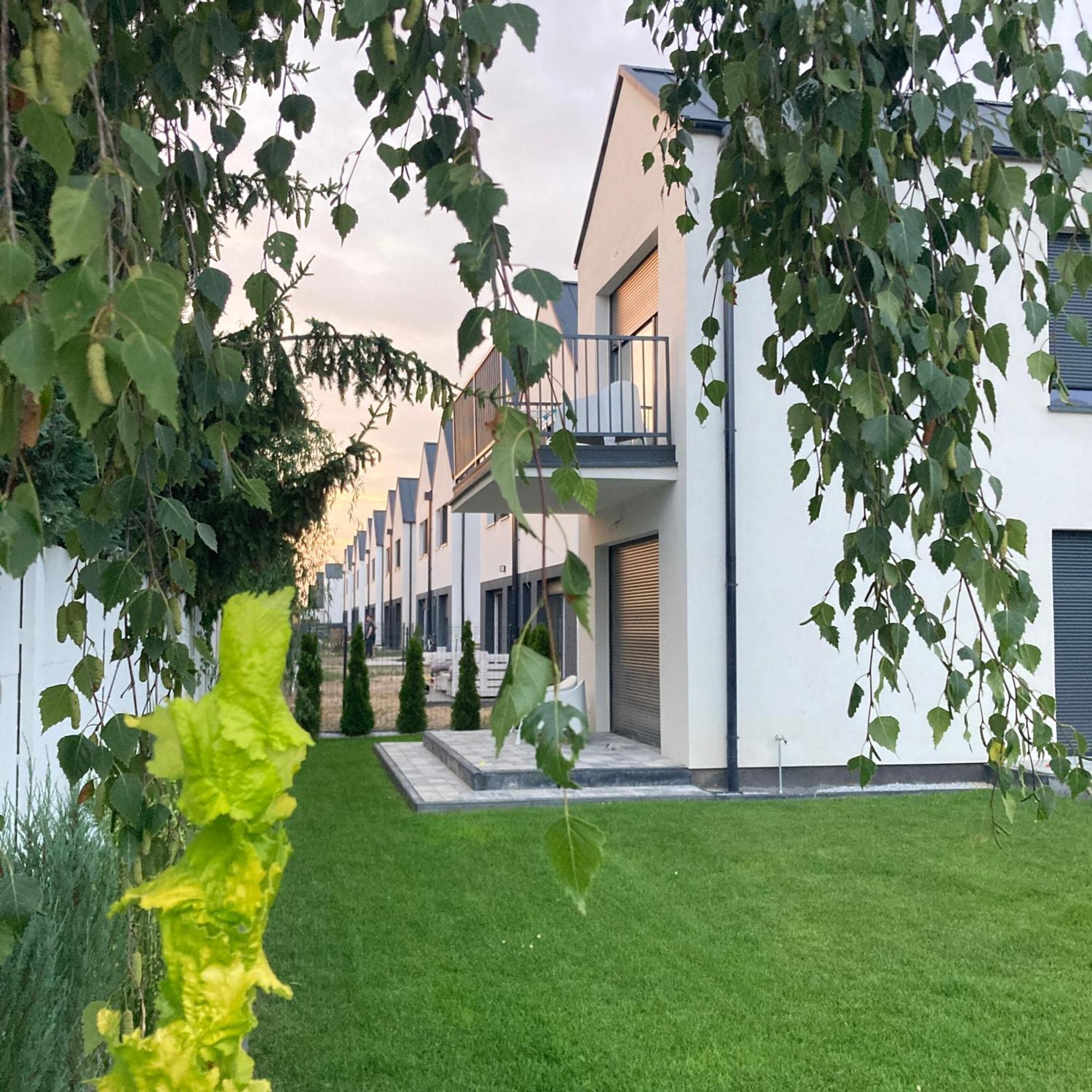 Stylowe Apartamenty Plewiska Exterior photo